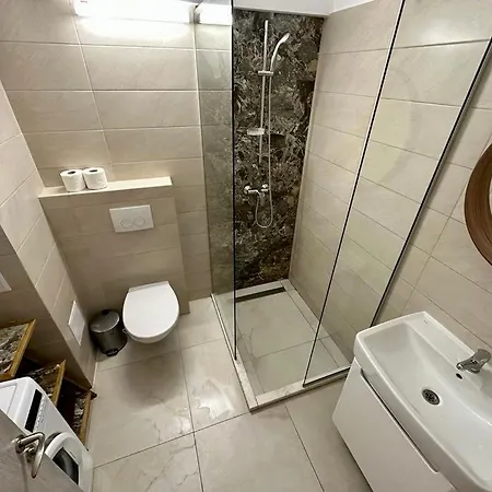 Adia 1- Faleaza Nord Apartment