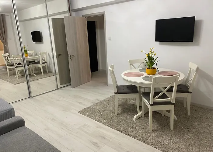 Apartment Adia 1- Faleaza Nord *