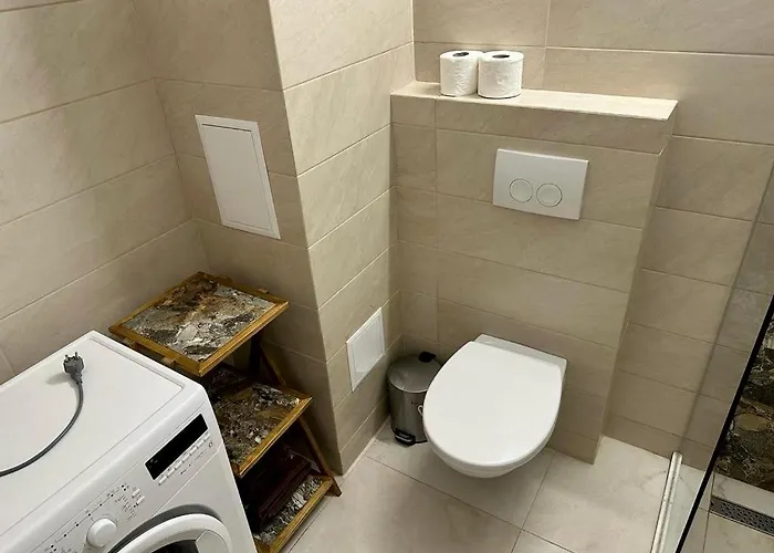 Apartment Adia 1- Faleaza Nord *