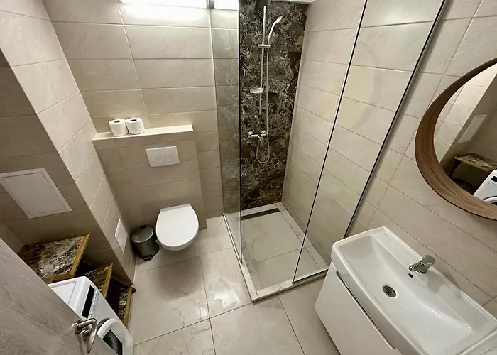 Adia 1- Faleaza Nord Apartament